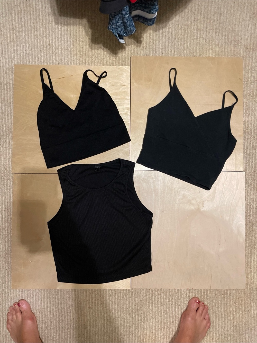SHEIN Hollister Black Three-Piece Cropped Camisole & Tank Set